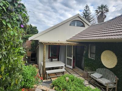 Cottage For Rent in Kenridge, Durbanville